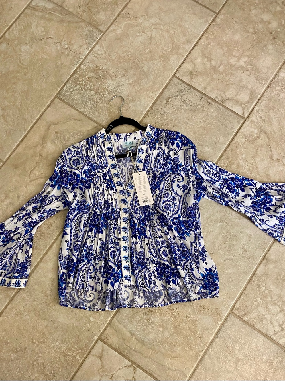 TAJ by Sabrina Crippa Blue & White Floral Paisley Peasant Blouse